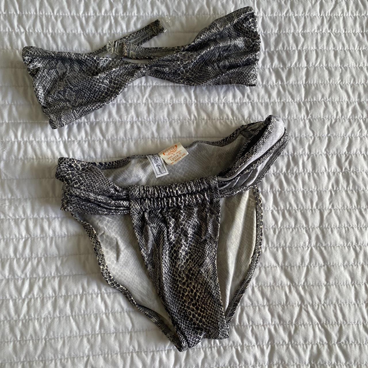 Saks Fifth Avenue Hosiery Collection control top - Depop