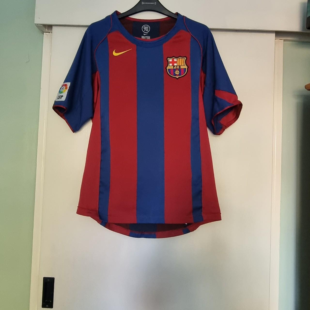 Barcelona home shirt total 90 Size Small Has been... - Depop