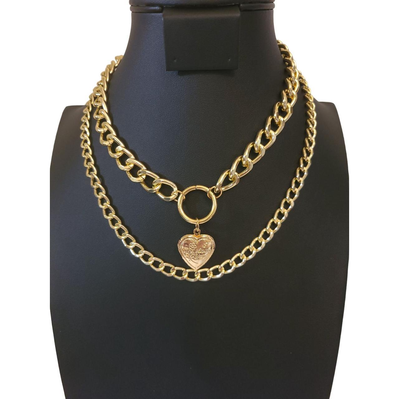 Beautiful heart pendant chain necklace... Depop