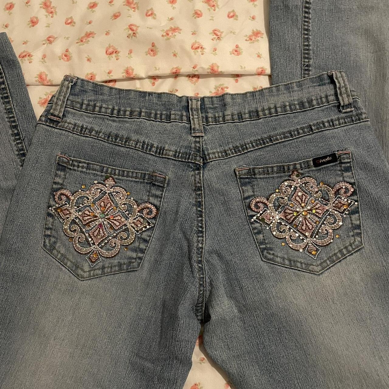 item listed by sofieiisa