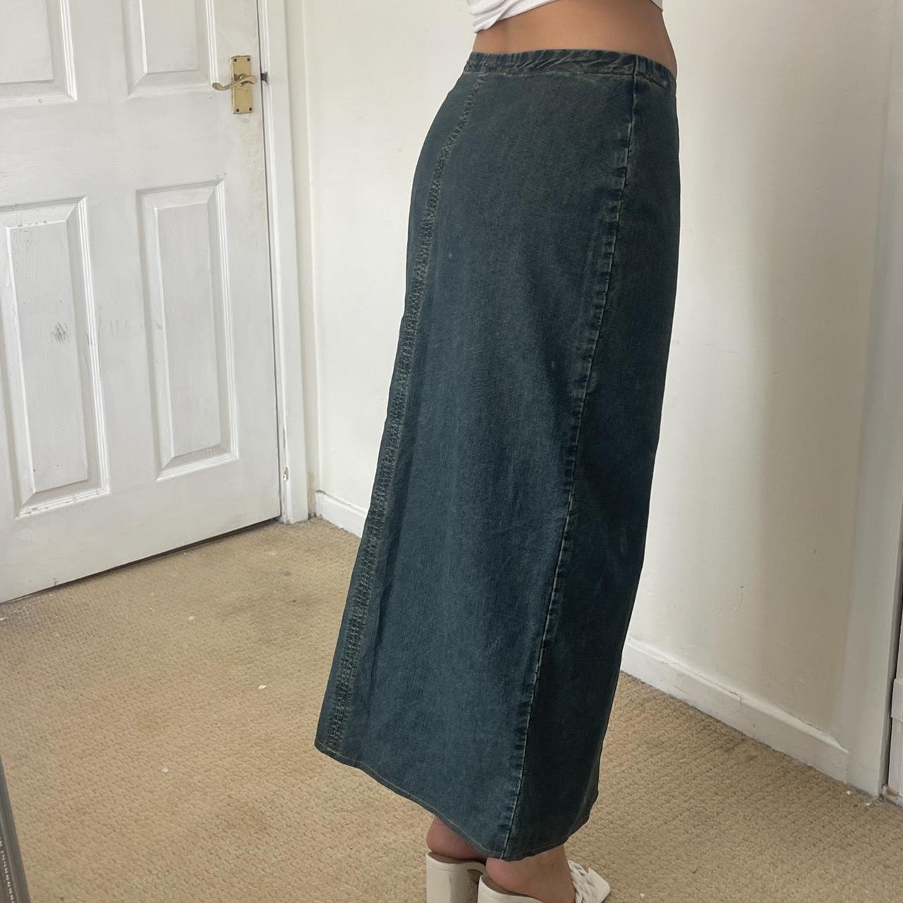 Vintage midi split denim skirt with zip detailing... - Depop