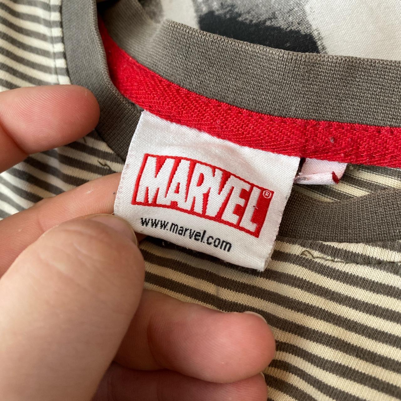 marvel-men-s-grey-and-cream-t-shirt-depop