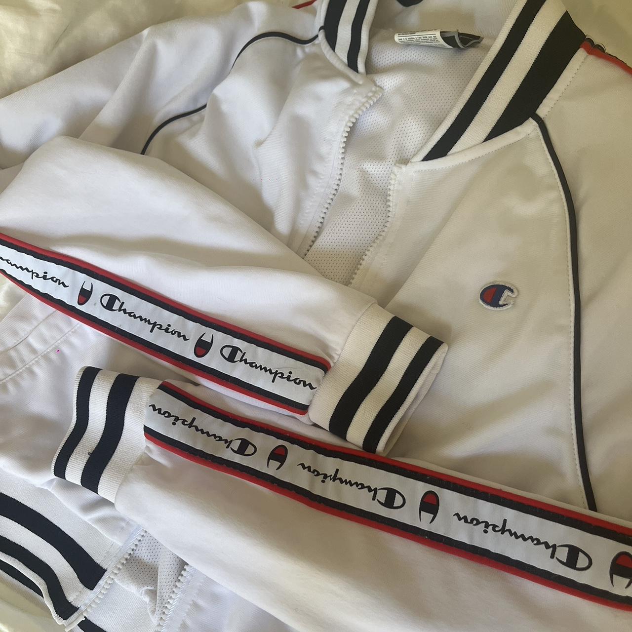 Cropped logo Champion jacket from Pacsun worn