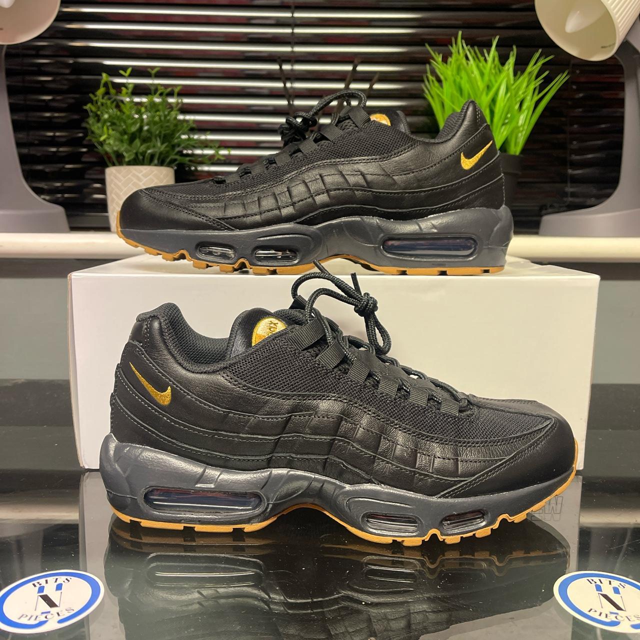 Nike air max hot sale 95 black gum