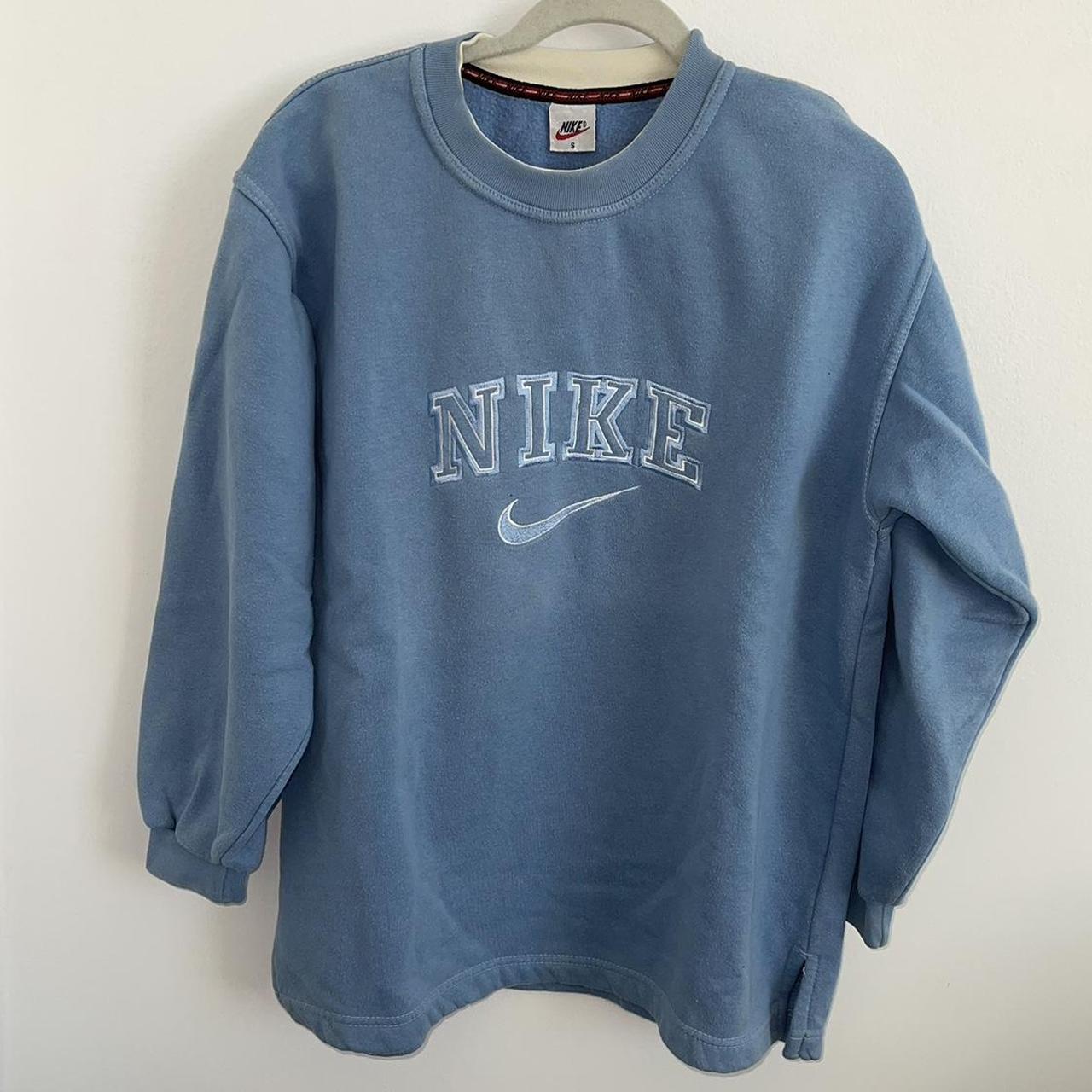 Vintage Nike Spell out crewneck Size small 🫶 - Depop