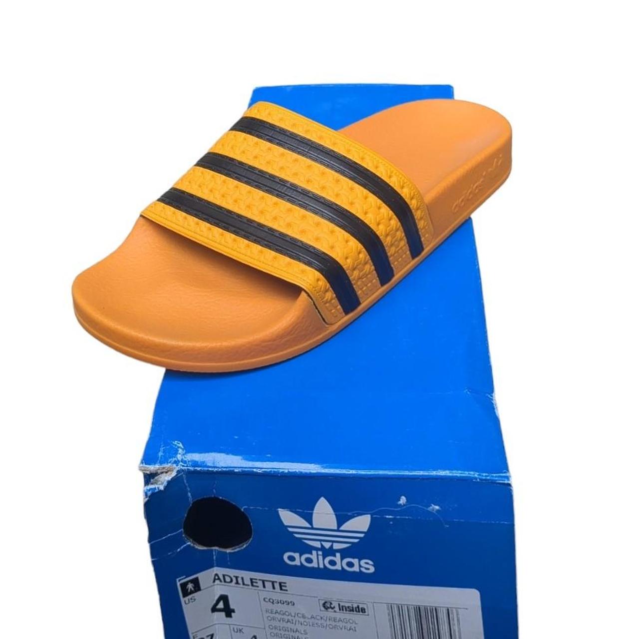 Adidas adilette outlet box