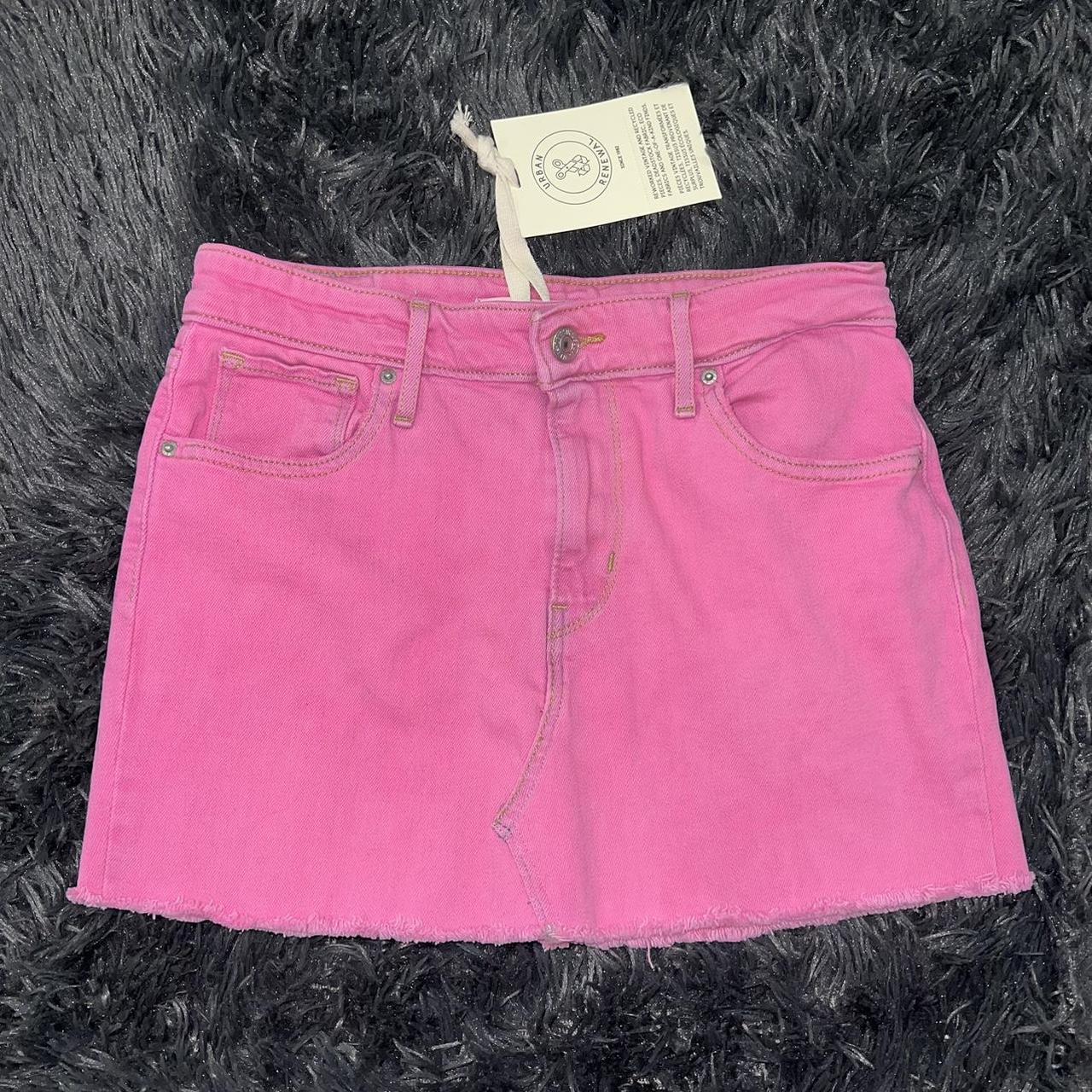 Levi's Jean Mini Skirt Size 28, fits XS-S Depop
