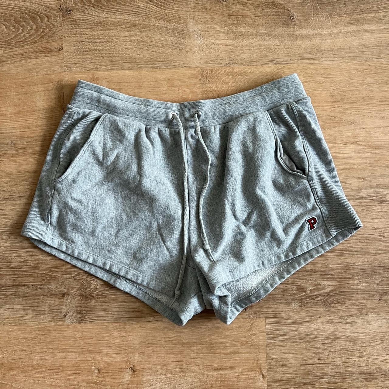 PINK Victoria's Secret reversible grey - Depop