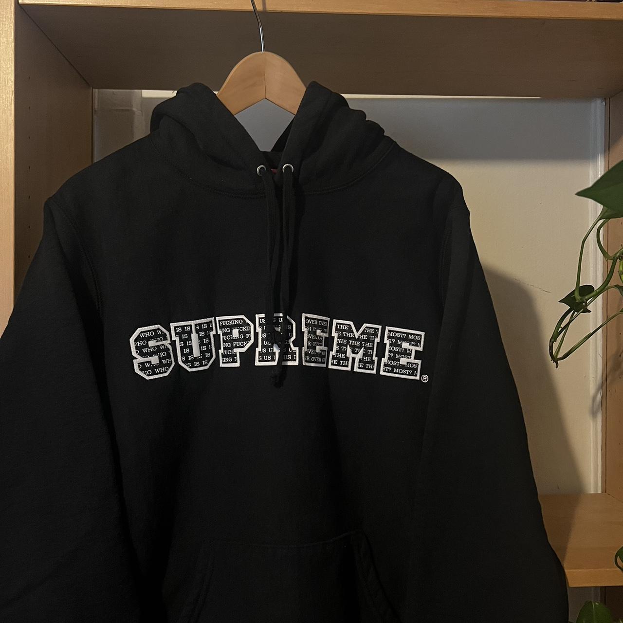 Supreme Men's Hoodie | Depop