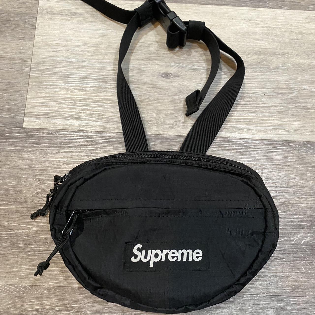 Supreme waste bag 9/10 condition Only been worn... - Depop