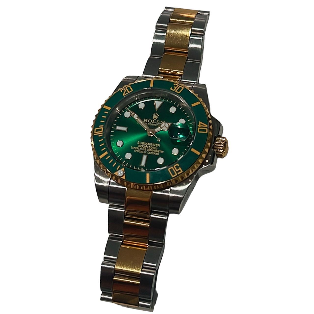 Rolex green clearance gold submariner