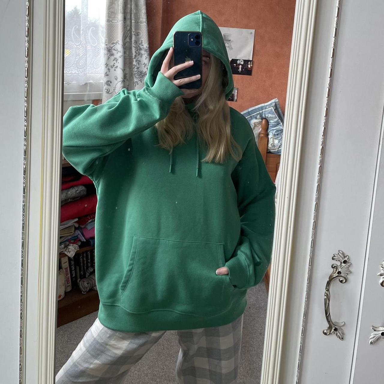 New Look Women's Green Hoodie Depop