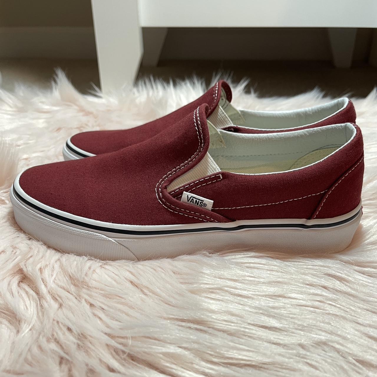 Maroon Vans CLASSIC SLIP ON VANS