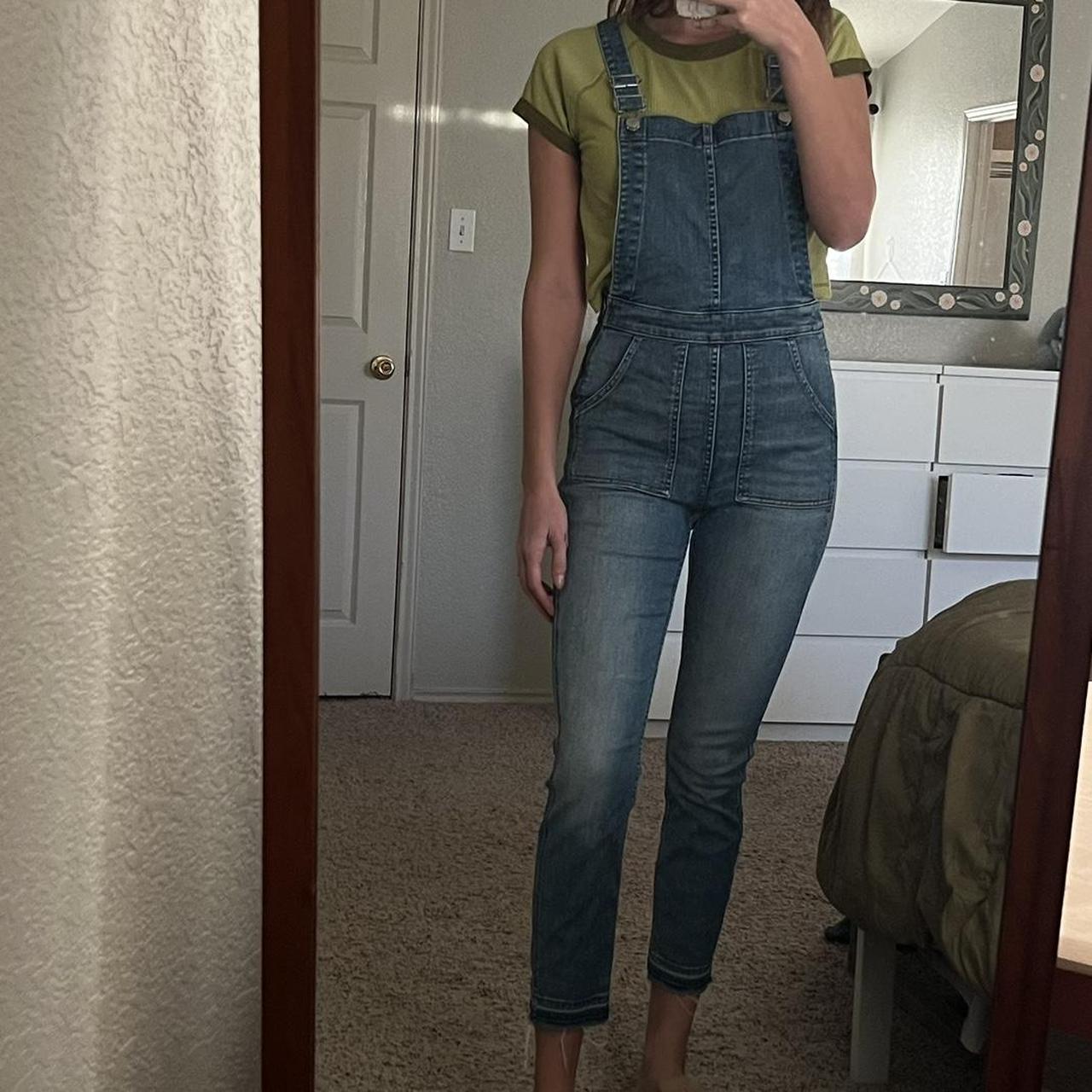 item listed by lyssrachele