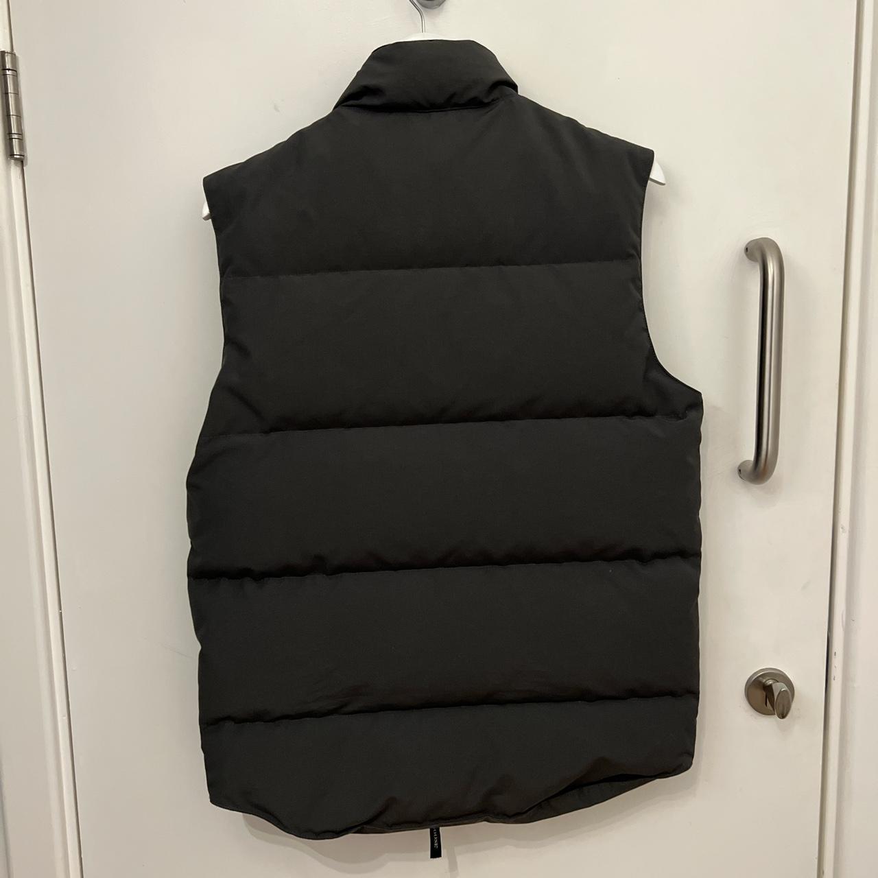 Canada goose gilet depop best sale