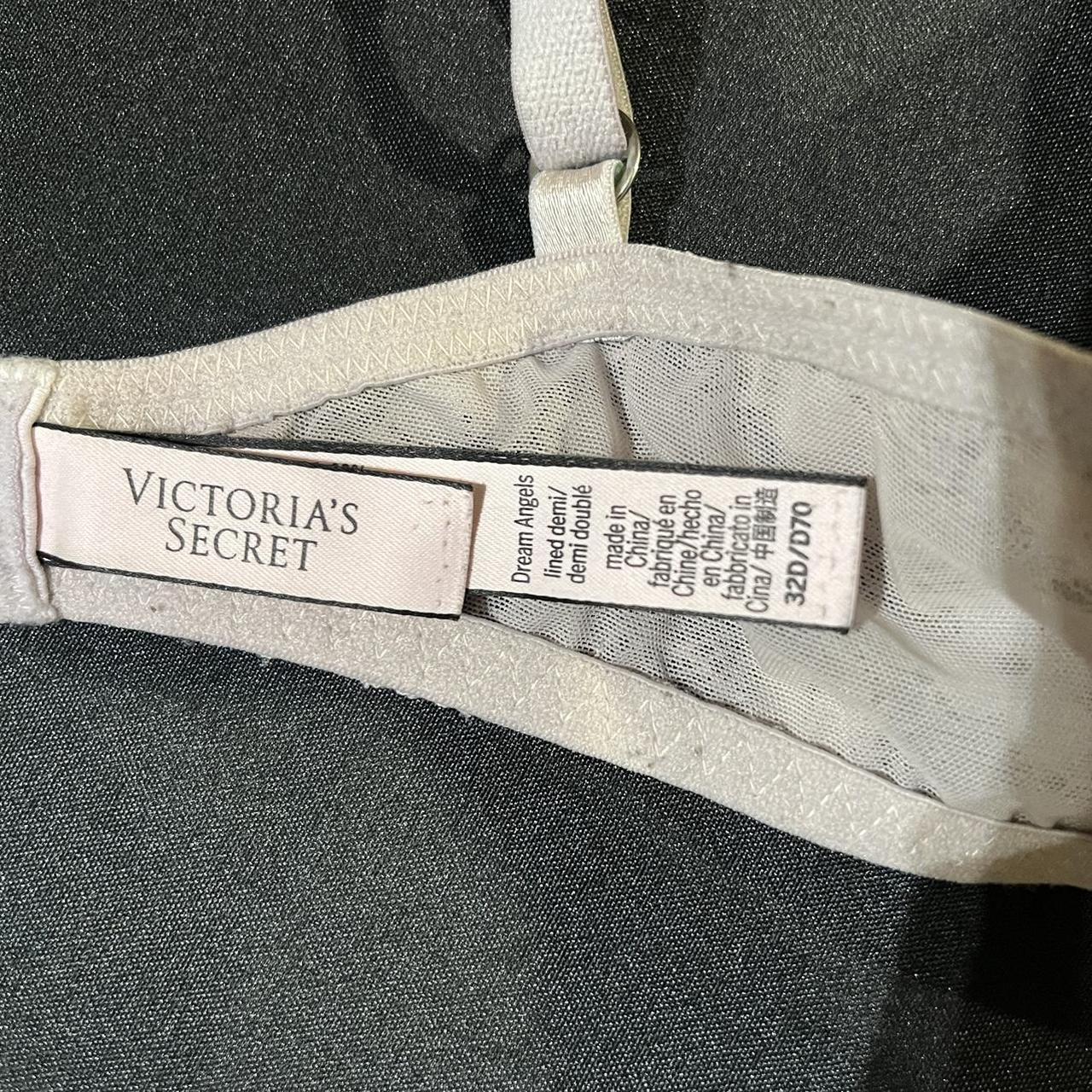 Incredible by Victoria's secret lined DEMI/ DEMI - Depop