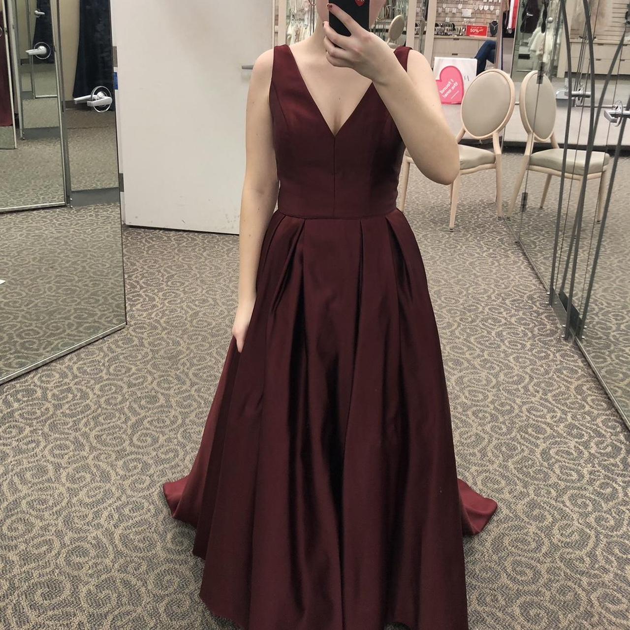 David's bridal hotsell burgundy prom dress