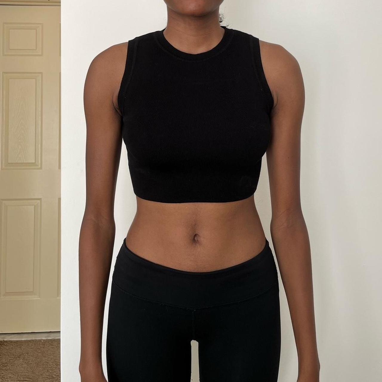 Black Zara thick crop top, barely worn & in great - Depop