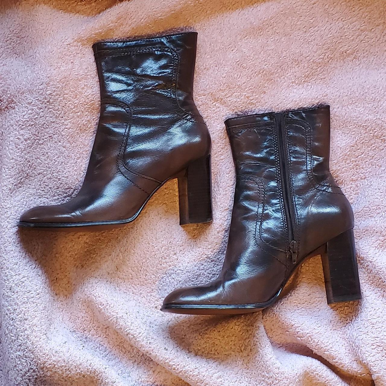 Women's Brown Boots | Depop