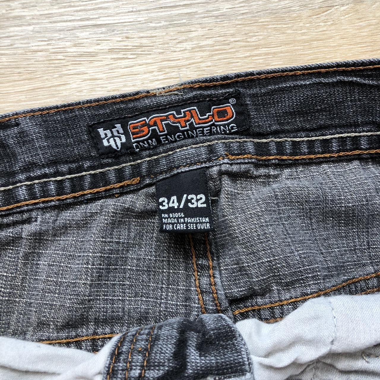 Y2K Skato Baggy Jeans Nice wash and fit Some paint... - Depop