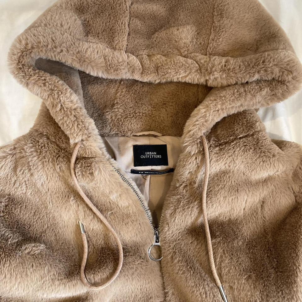 Faux fur hoodie outlet mens urban outfitters