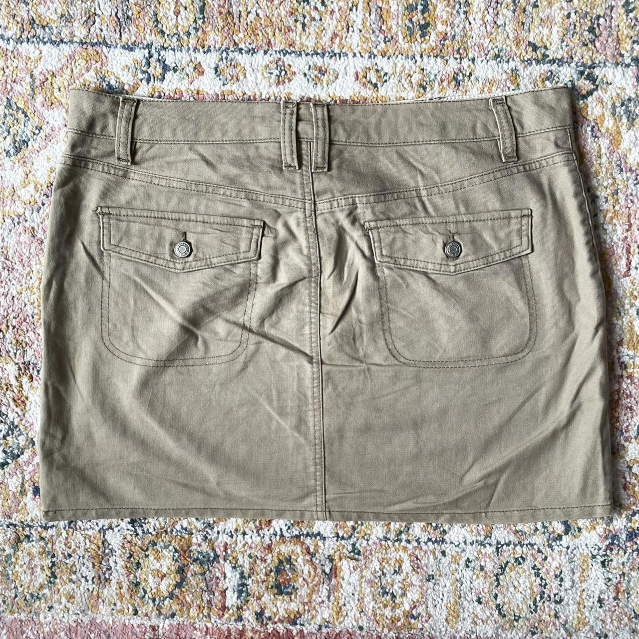 Insane mini cargo skirt vintage 00s 90s y2k... Depop