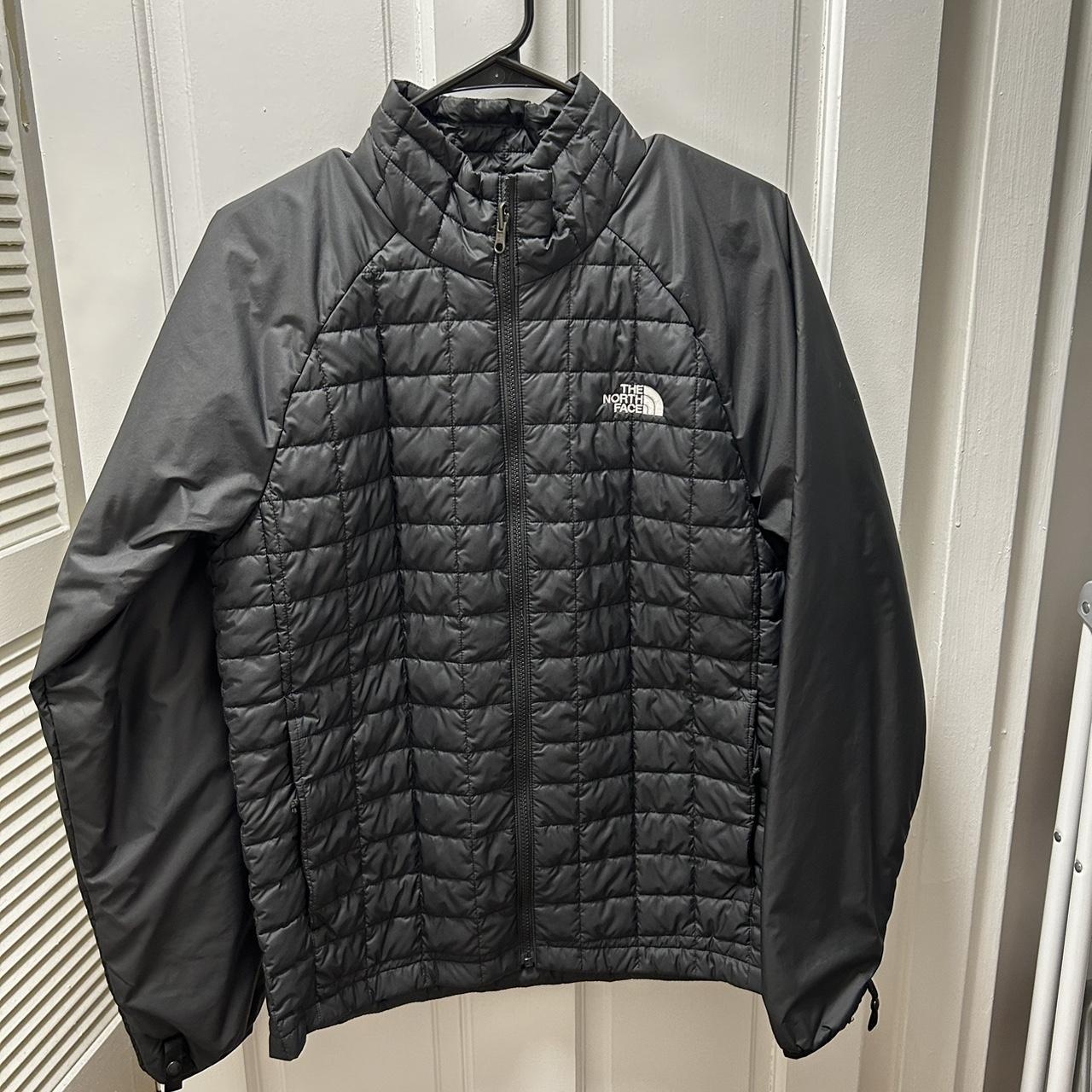 Mens north face jacket size small - Depop