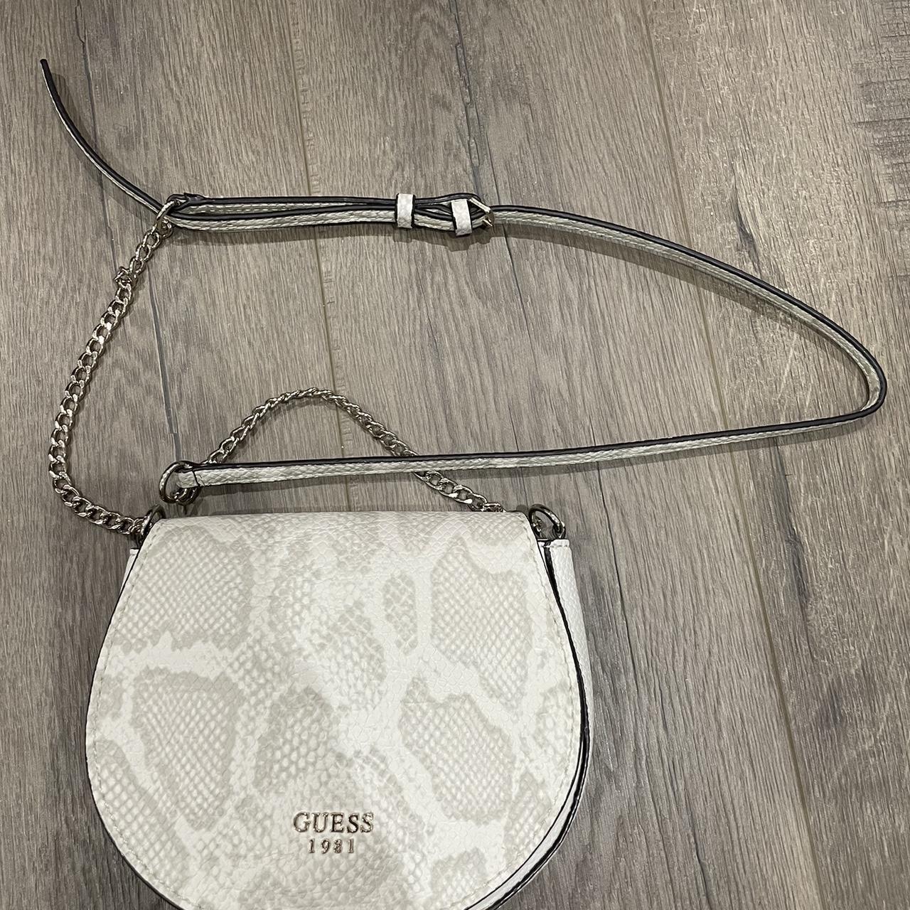 item listed by profesiona