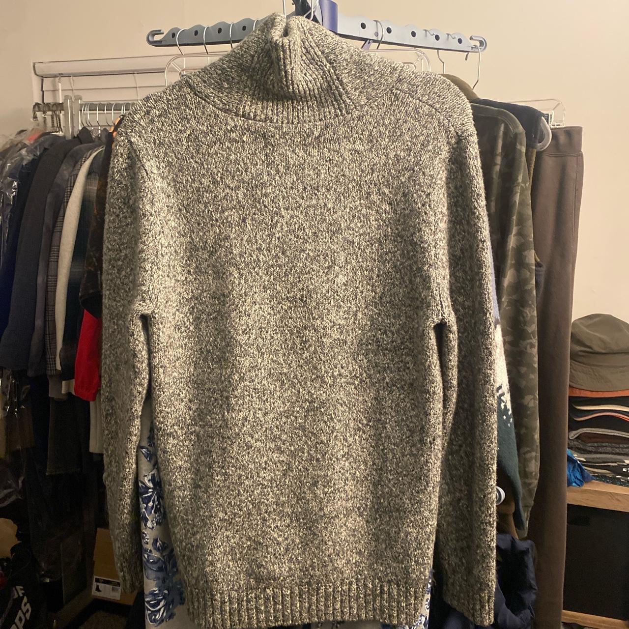 Abercrombie & Fitch Men's Grey Jumper | Depop