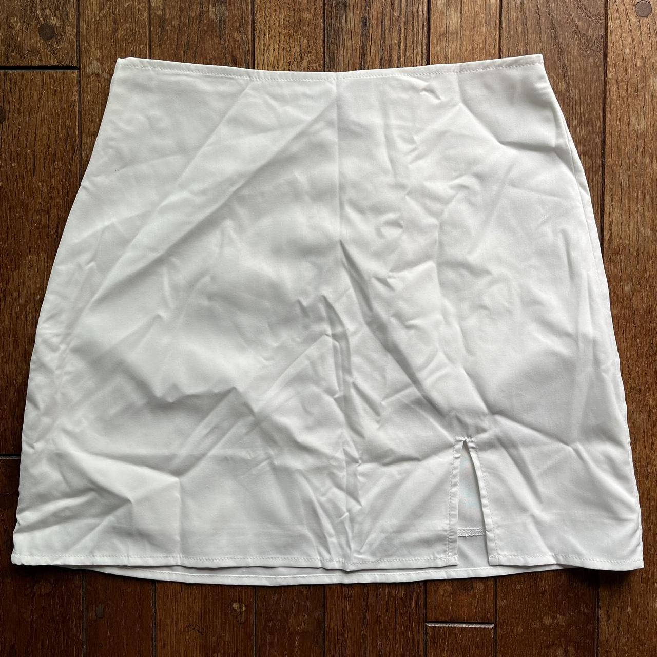 SHEIN Women's White Skirt | Depop