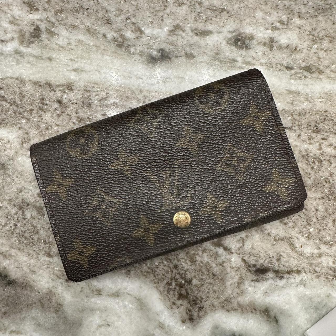 Louis Vuitton Wallet Used ▪️Preowned and Authentic - Depop
