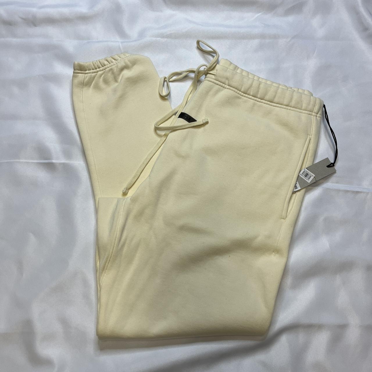 Fear of god essentials sweatpants online buttercream