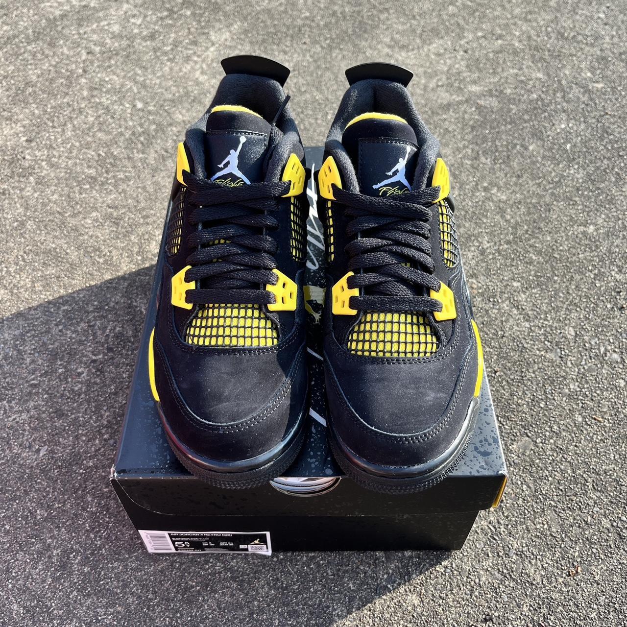 Nike Air Jordan 4 Retro GS Thunder 408452-017 New in | Depop