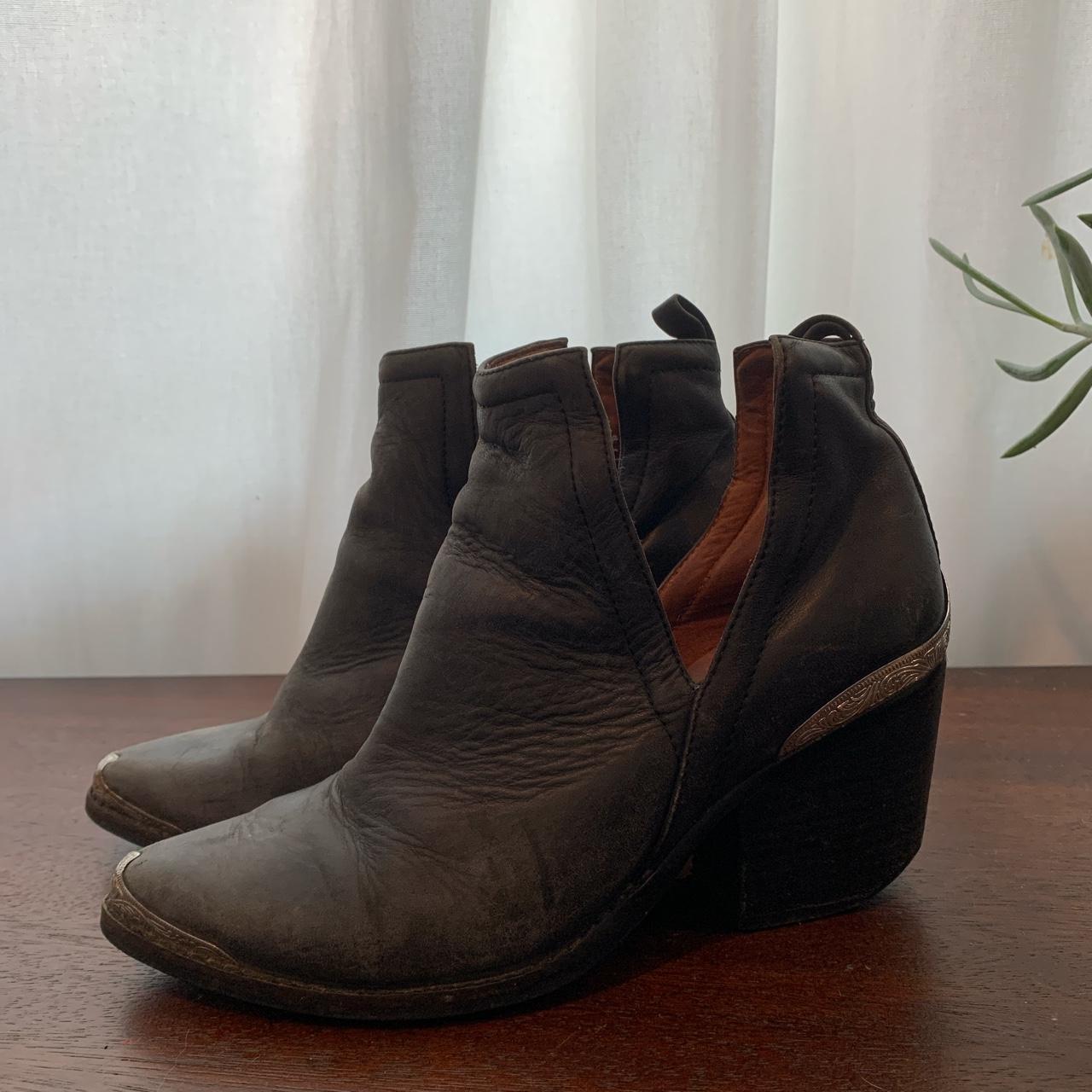 Jeffrey campbell cromwell clearance booties