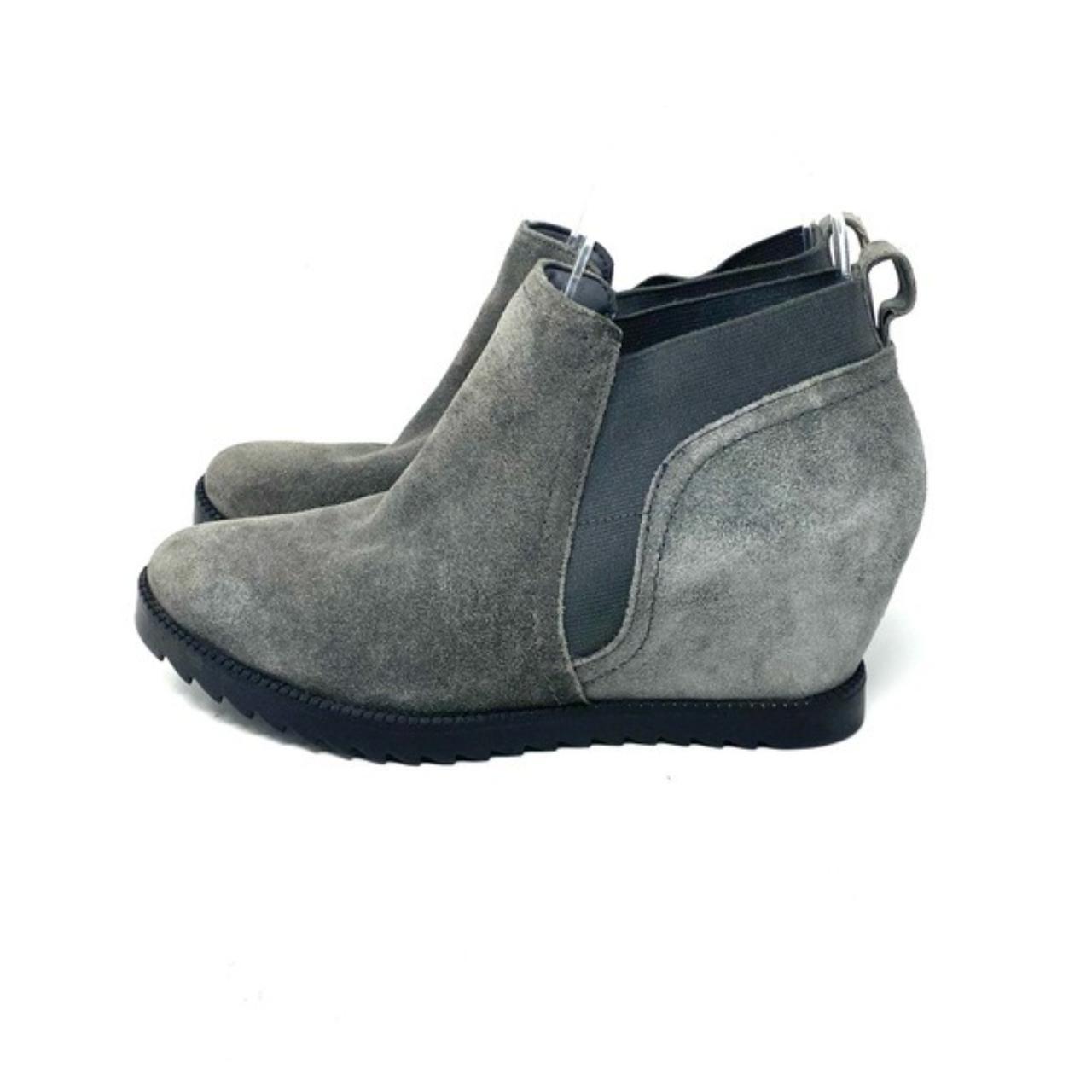 Naturalizer gray suede Darena hidden wedge booties