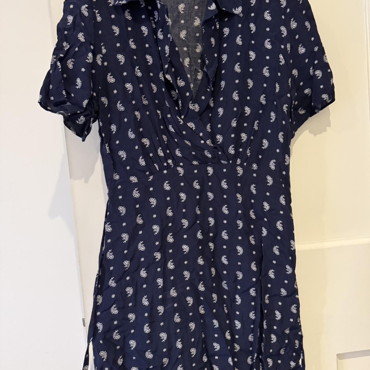 item listed by zoespizz