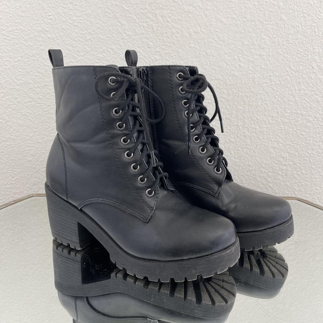 Soda heeled best sale combat boots