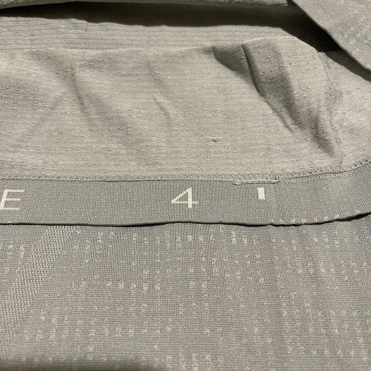 LULULEMON Disconnect Rhino Grey Vapor Swiftly Tech - Depop