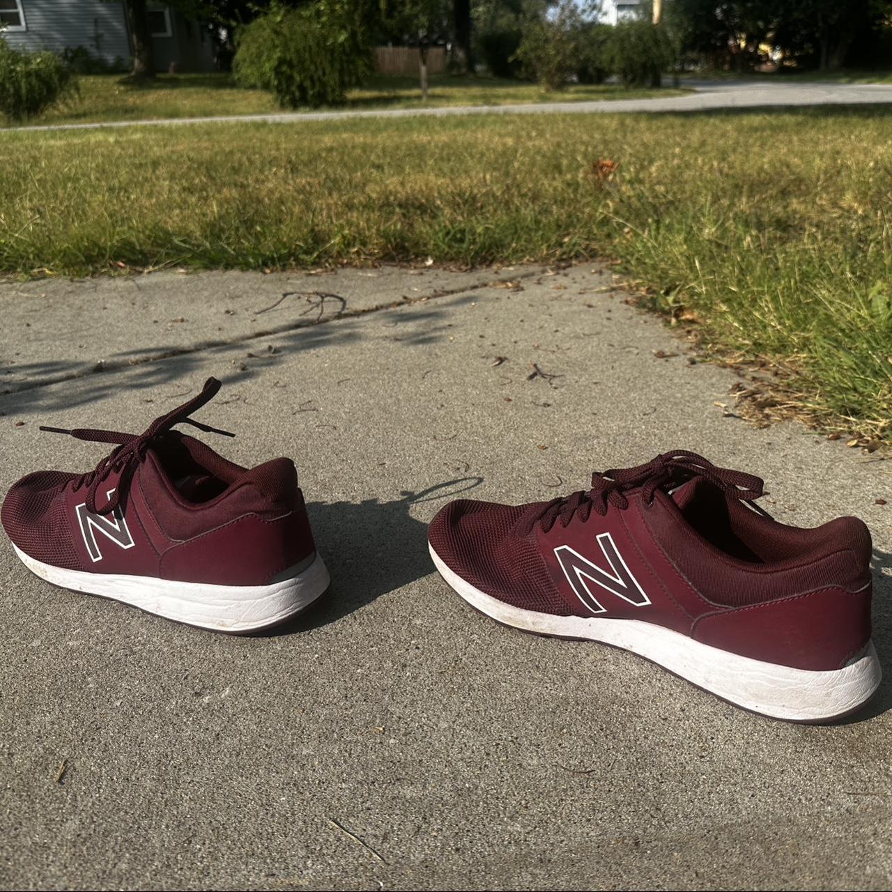 Maroon new balance outlet shoes