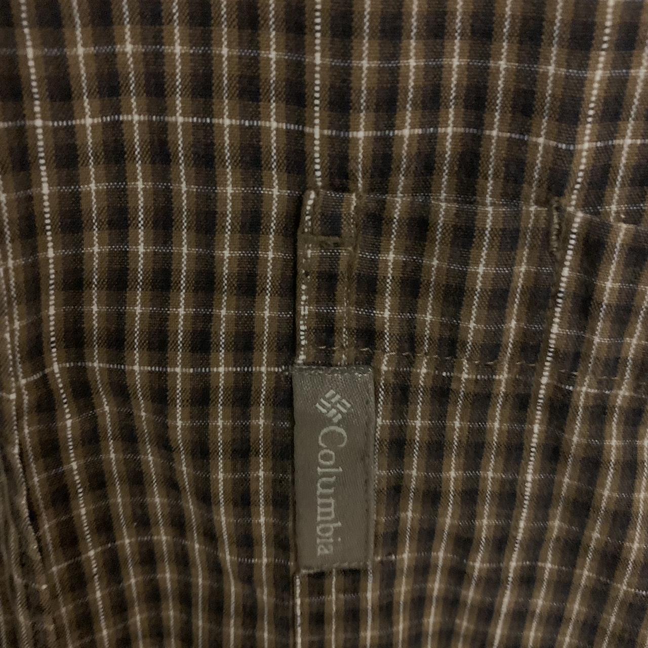 Y2k checkered Columbia button up grunge style Size... - Depop