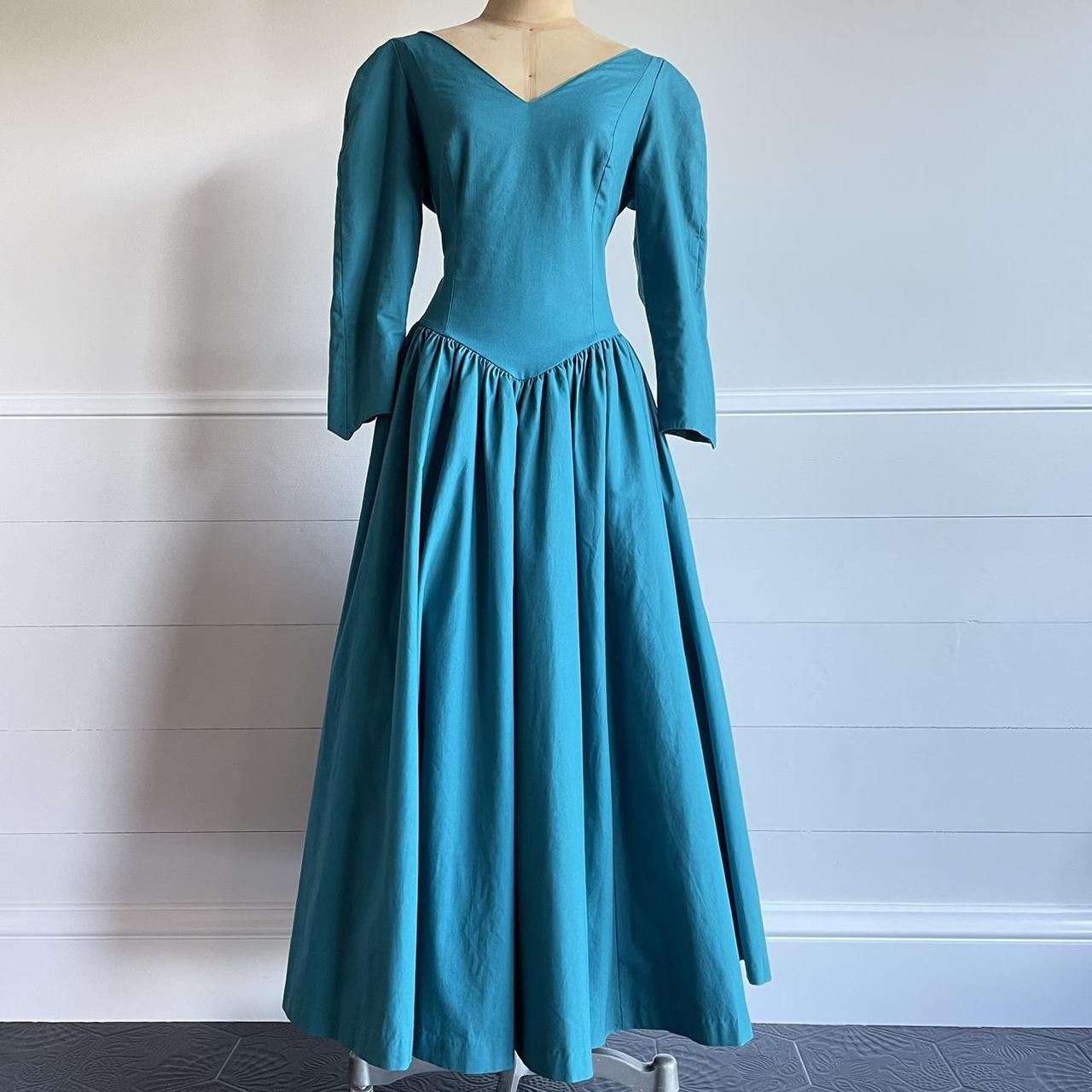 Laura Ashley Women's Blue and Green Dress | Depop