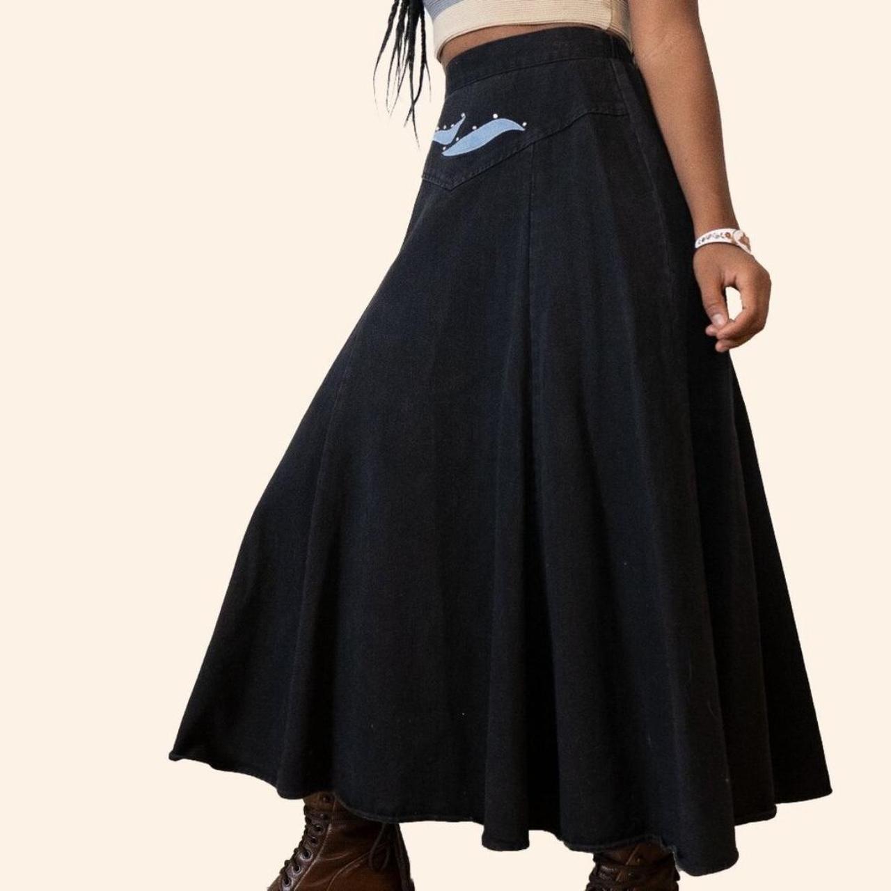 item listed by starryeyedattire