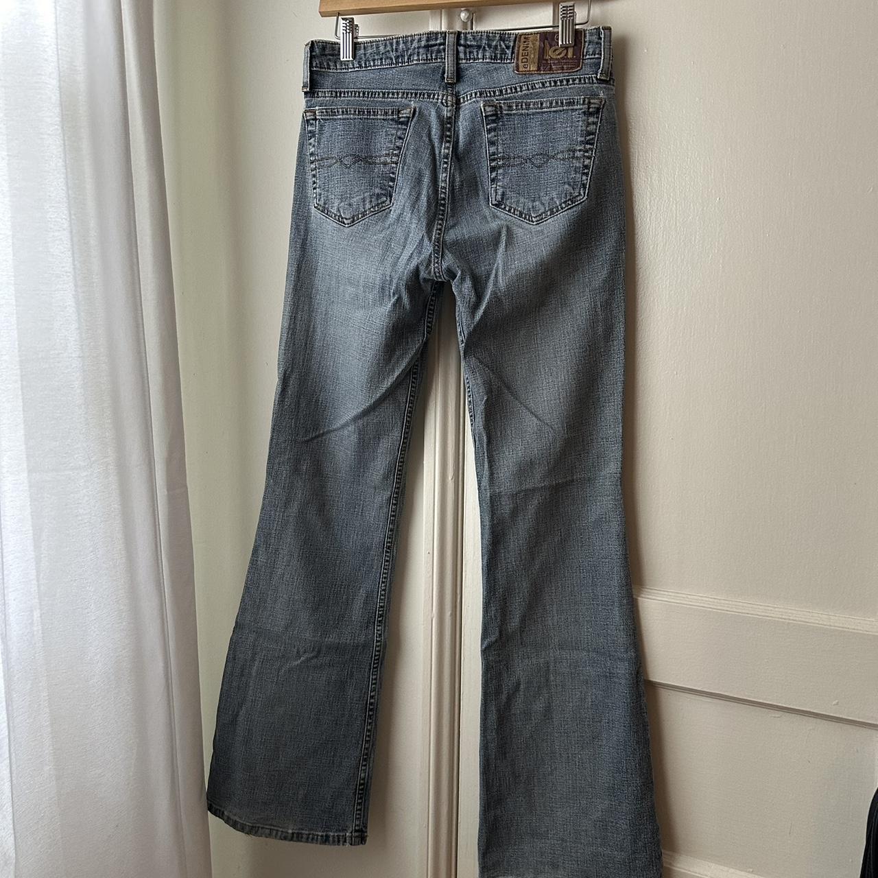 Low rise bootcut Lei light wash jeans Size 00/01 - Depop