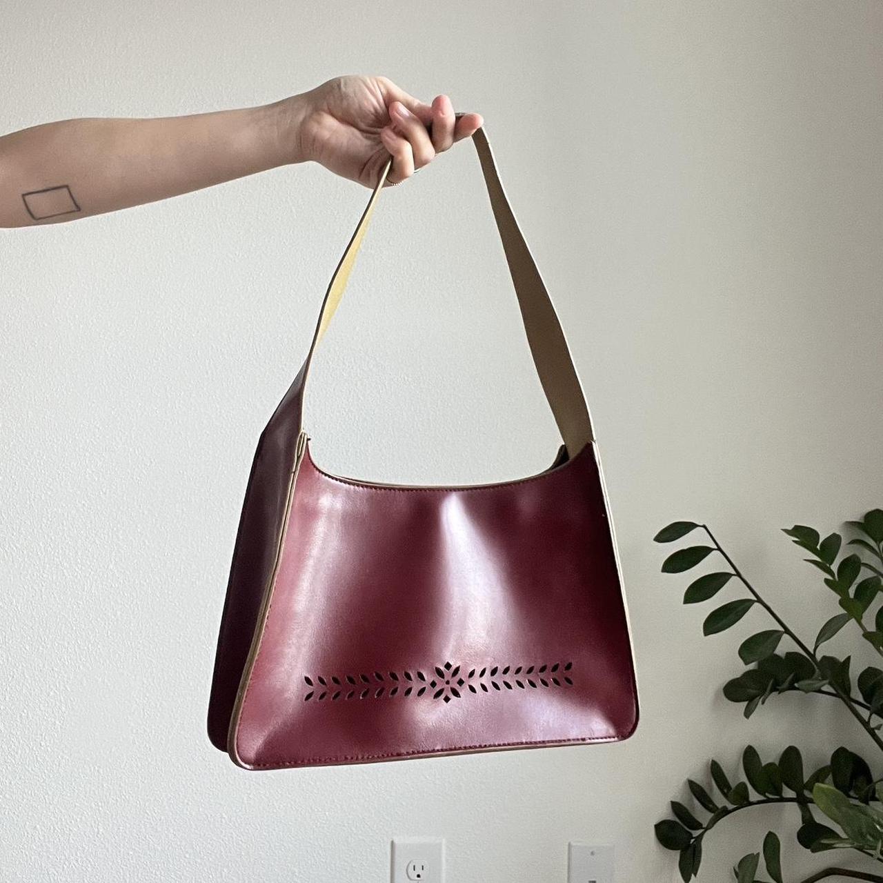 item listed by leynaslinens