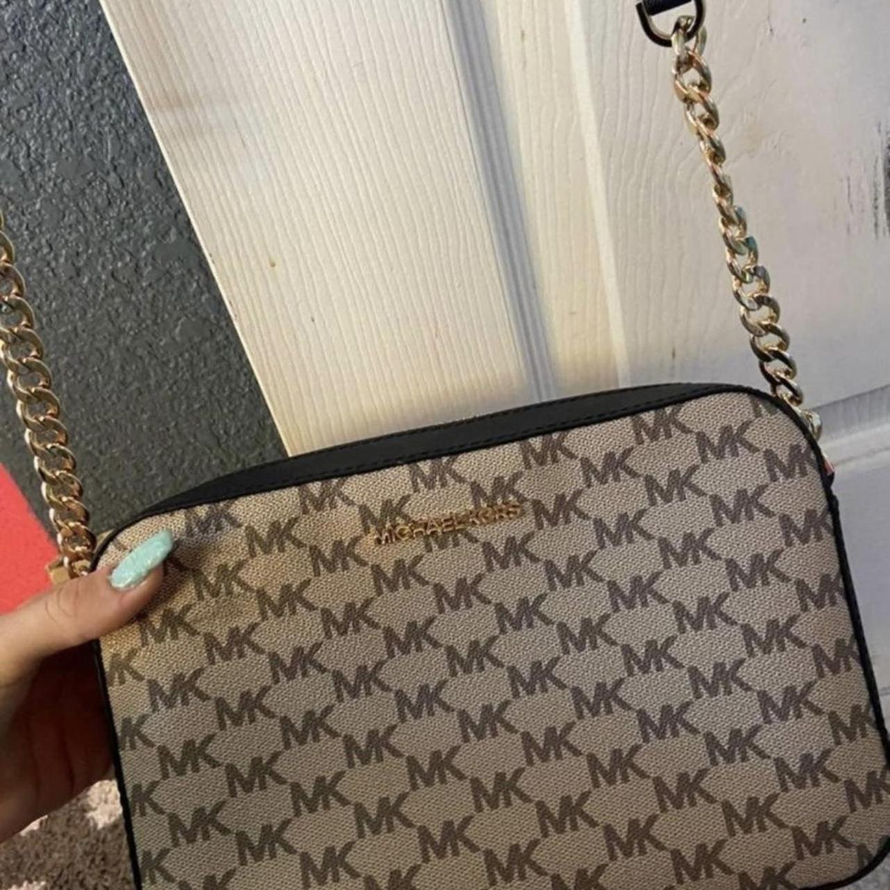 Michael Kors cross body - Depop