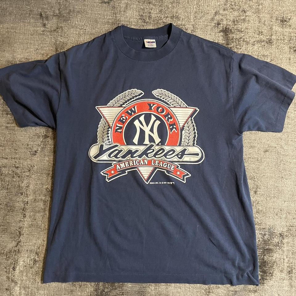 Vintage New York Yankees Tee Size 2XL but fits as a - Depop