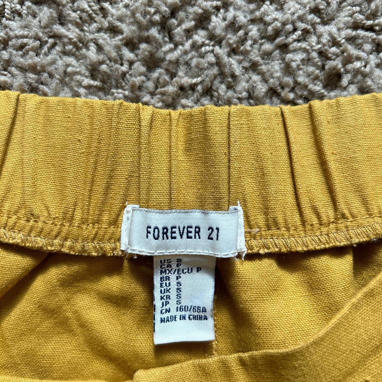 Forever 21 hotsell yellow shorts