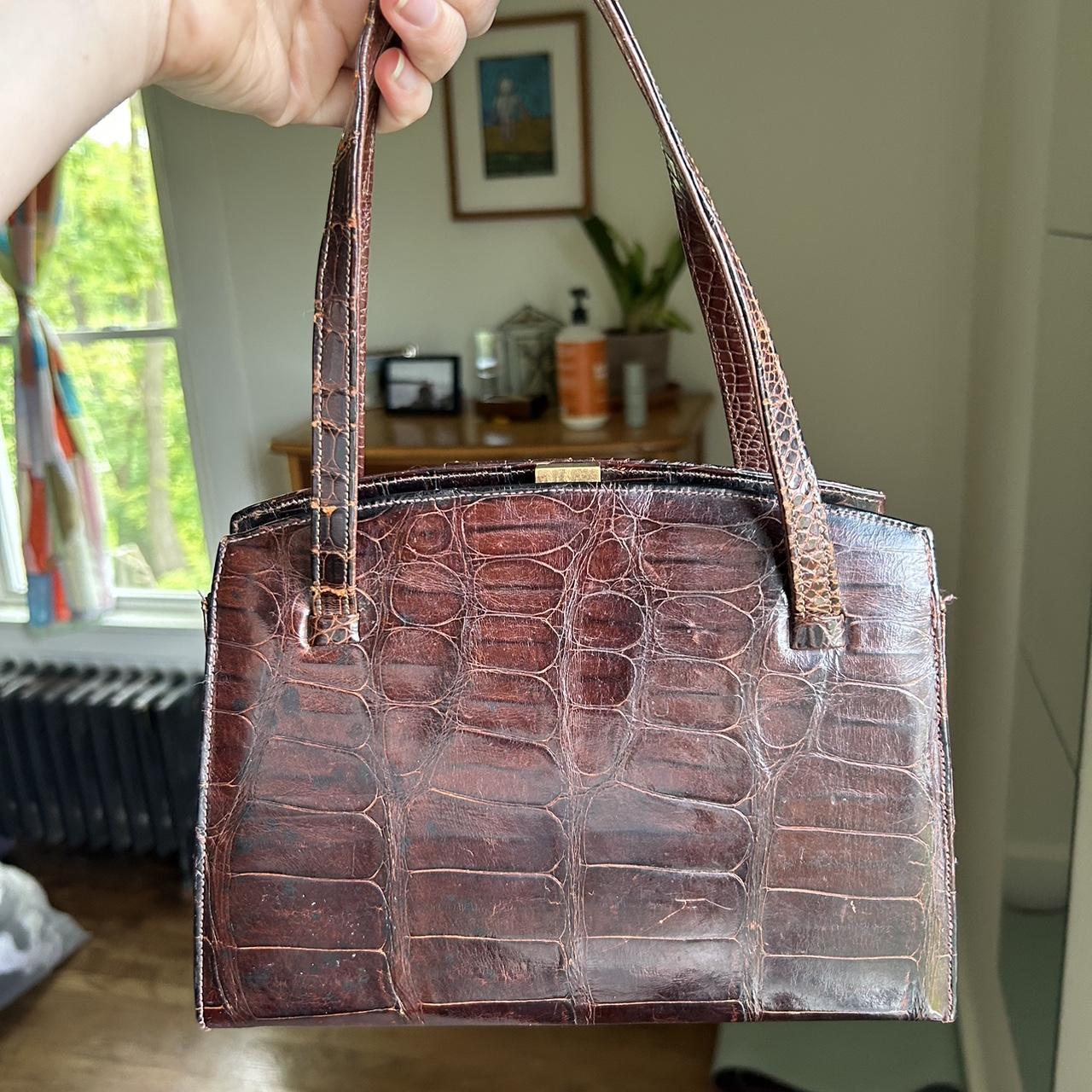 Sterling USA Vintage 1950s Brown Aliigator Skin good Top Handle Bag