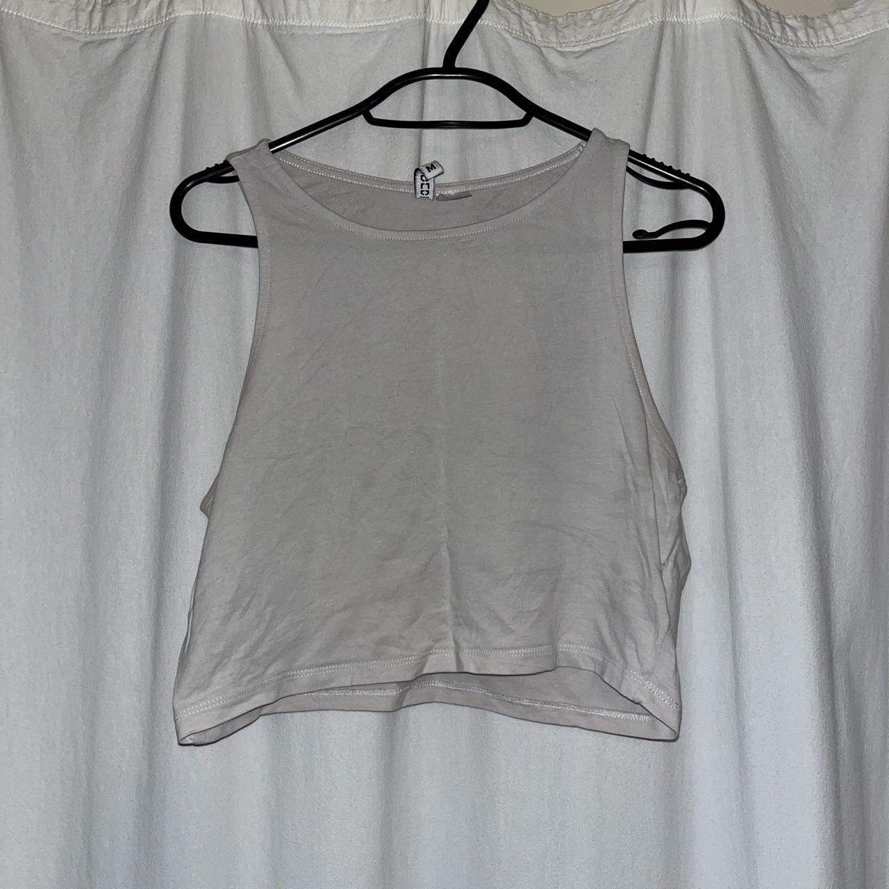 White cropped tank. H&M Medium. Heavily worn. Free... - Depop