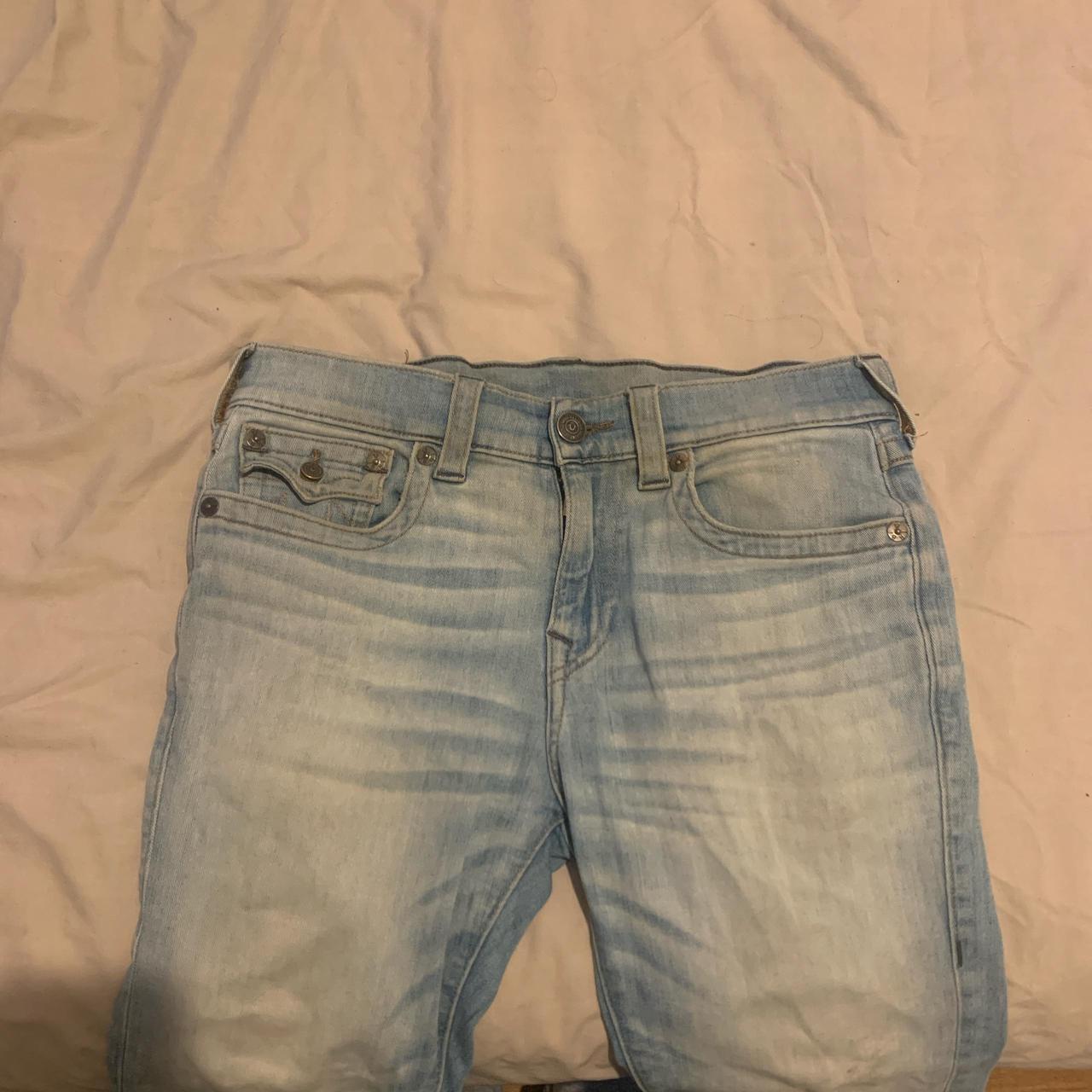 item listed by snailgarmz